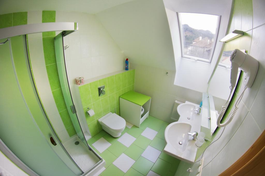 Guest House Privat Pod Lesom Pavcina Lehota  Luaran gambar