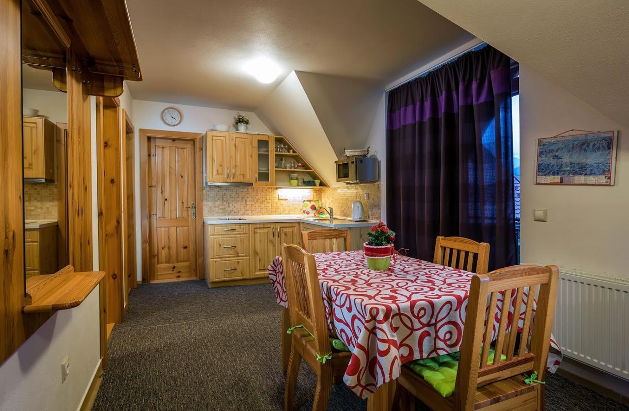 Guest House Privat Pod Lesom Pavcina Lehota  Luaran gambar