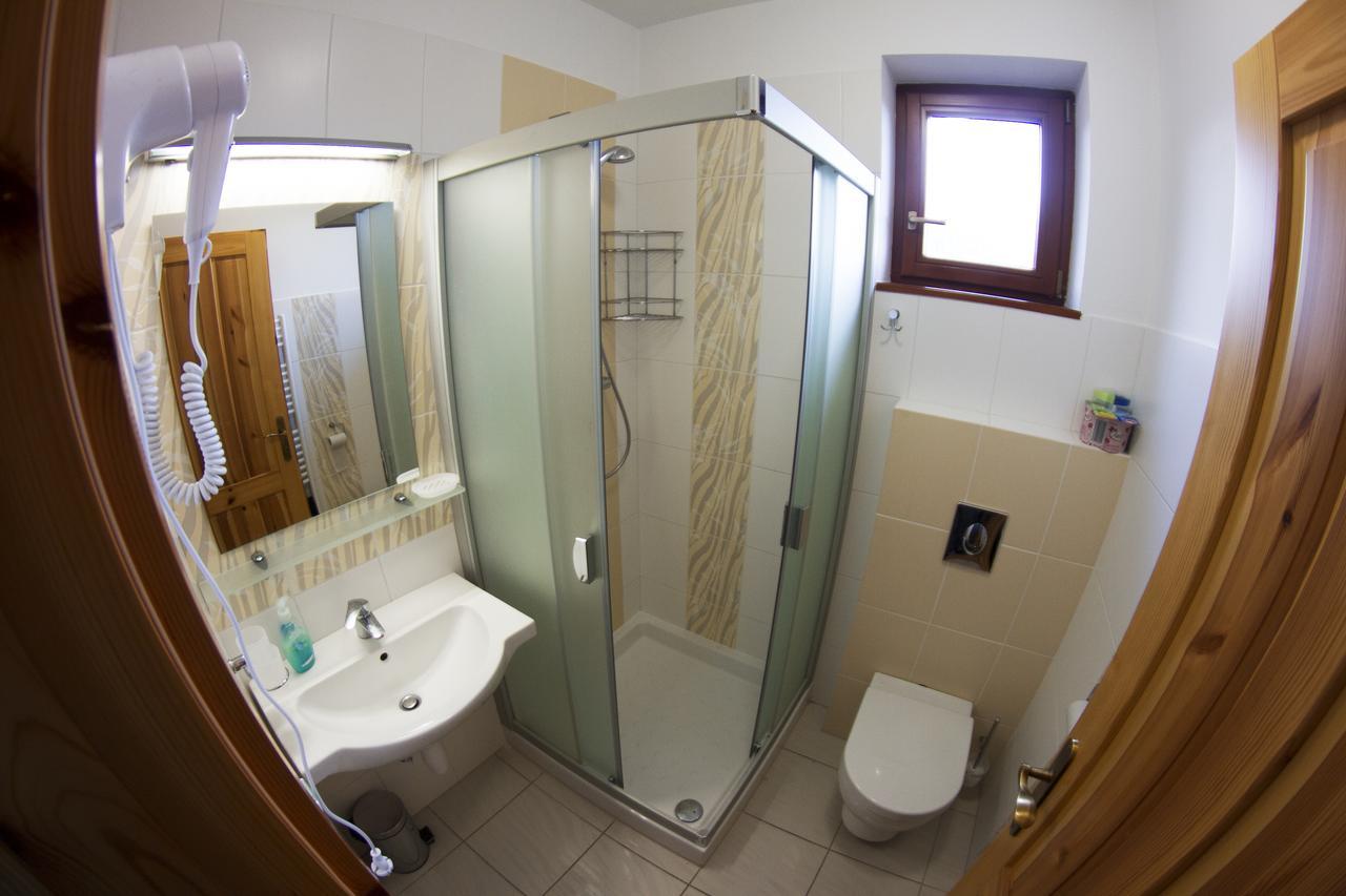 Guest House Privat Pod Lesom Pavcina Lehota  Luaran gambar