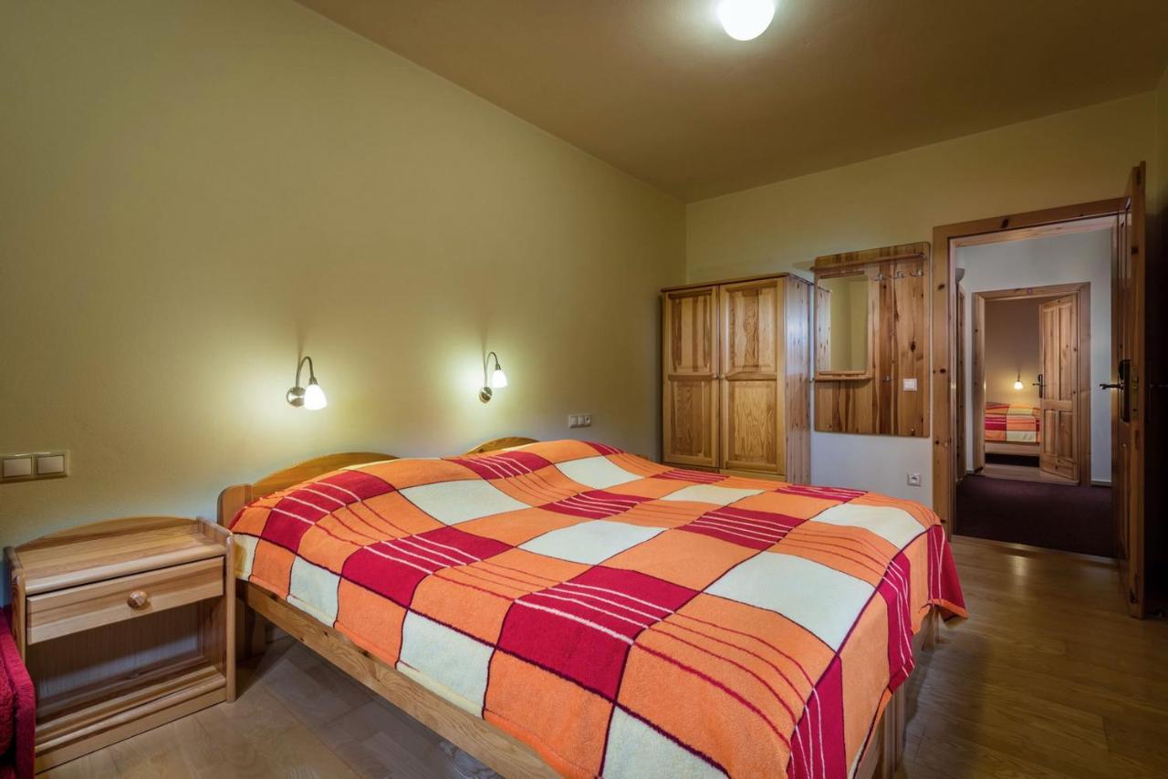 Guest House Privat Pod Lesom Pavcina Lehota  Luaran gambar